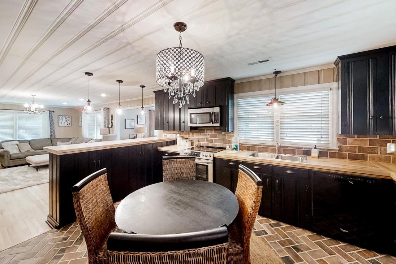 Little River Waterway Cottage Retreat エクステリア 写真