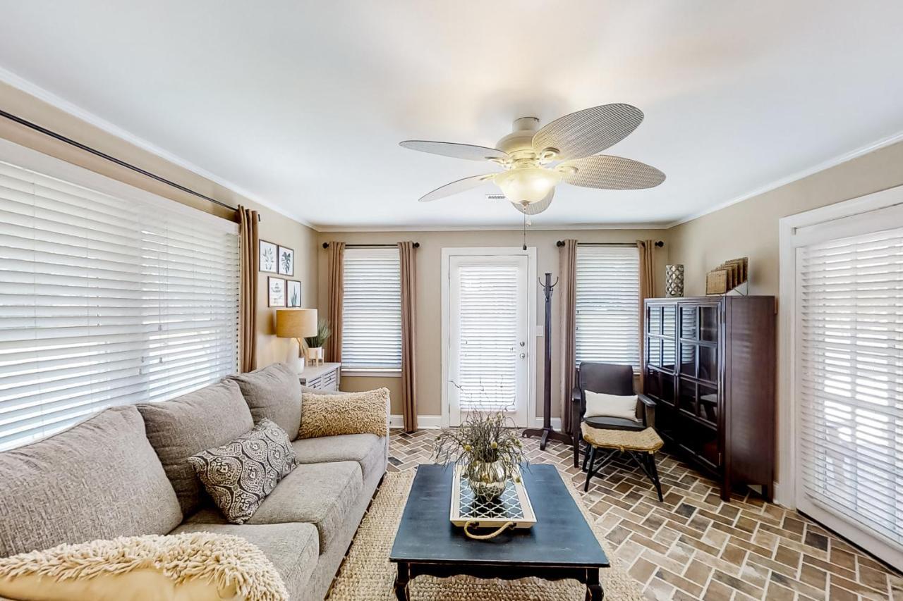 Little River Waterway Cottage Retreat エクステリア 写真