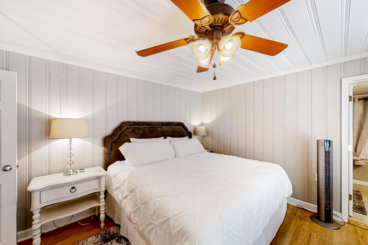 Little River Waterway Cottage Retreat エクステリア 写真